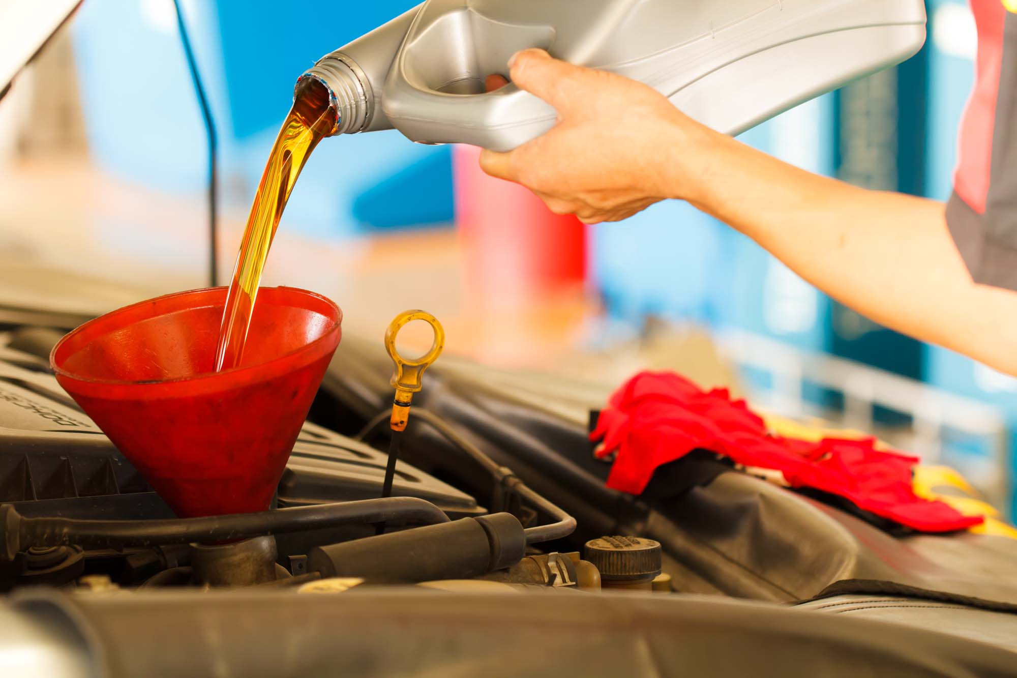 Best tips for Change Oil Your Engine | Express Auto & Tires