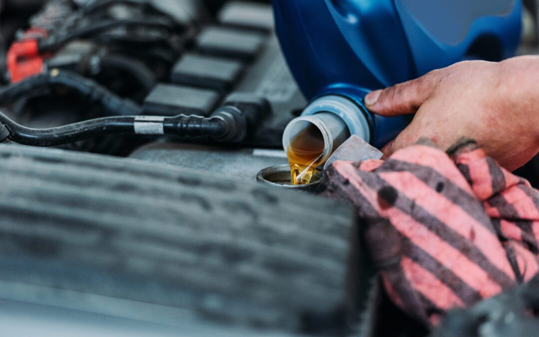 Top 5 Motorcycle Changes of Oil Tip for Rides | Express Auto